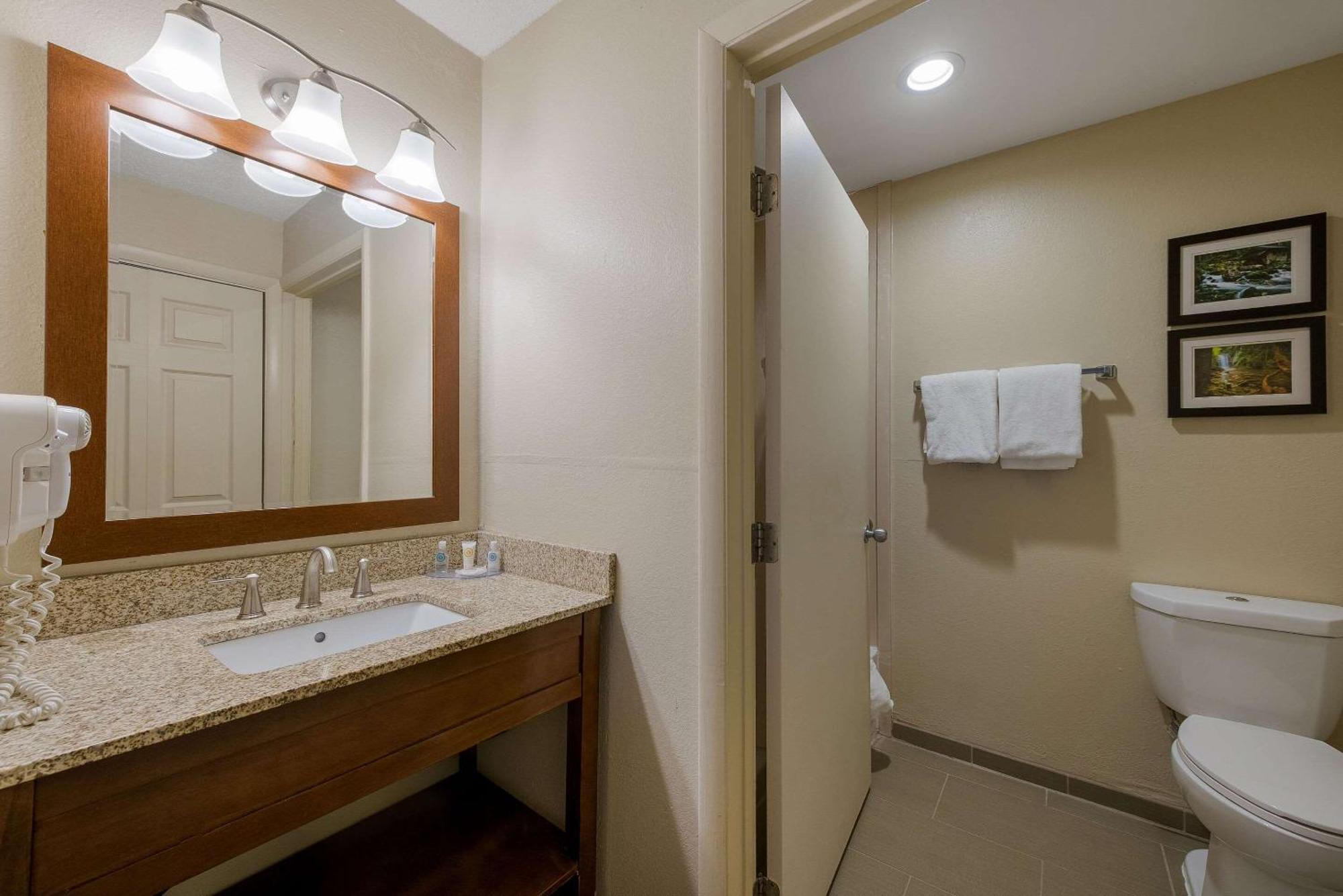 Comfort Inn Fayetteville I-95 Ngoại thất bức ảnh