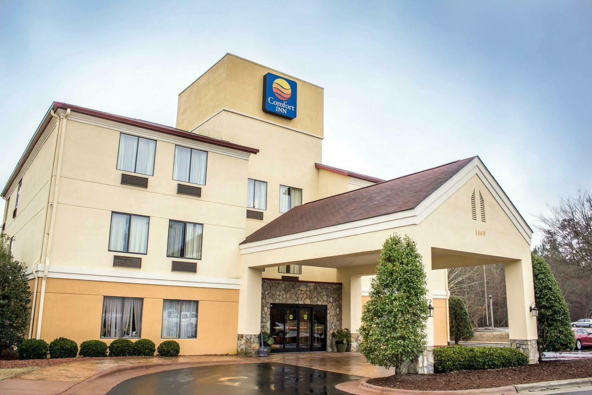 Comfort Inn Fayetteville I-95 Ngoại thất bức ảnh